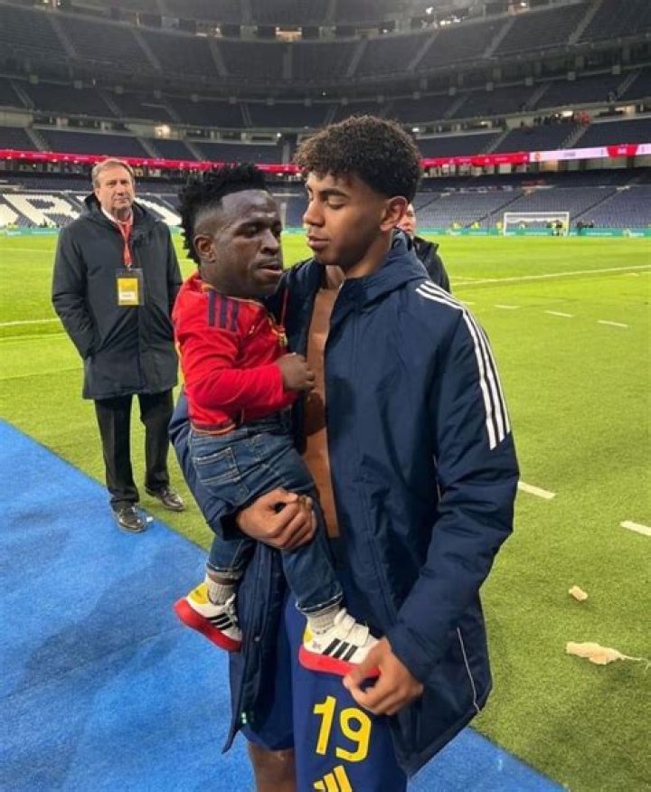 The Unseen Influence Of Vini Jr.'s Parents